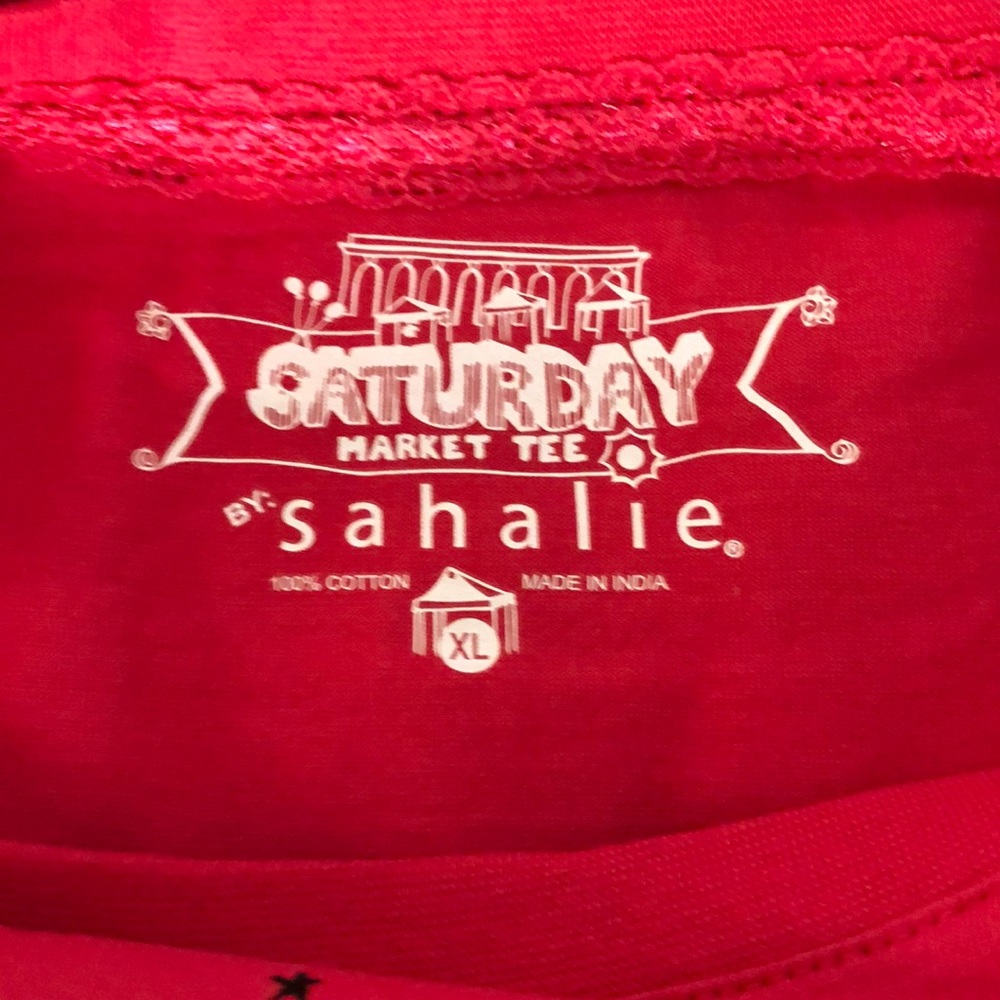 Saturday Market T-shirt, size XL - Picture 3 of 3